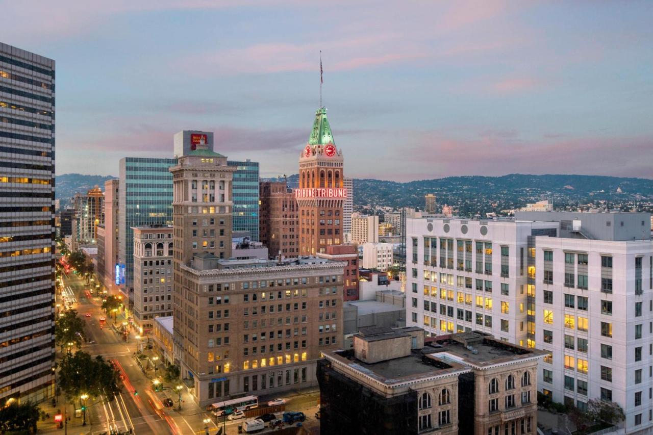 Oakland Marriott City Center Hotel Exterior photo